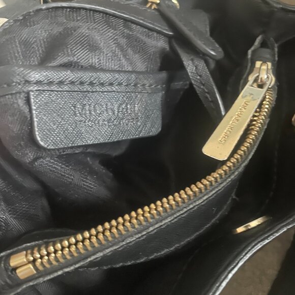 Michael Kors Small Cynthia Satchel Crossbody Black Leather - Picture 6 of 11